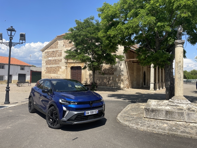 Un lifting et un survêtement Alpine pour le Renault Captur !