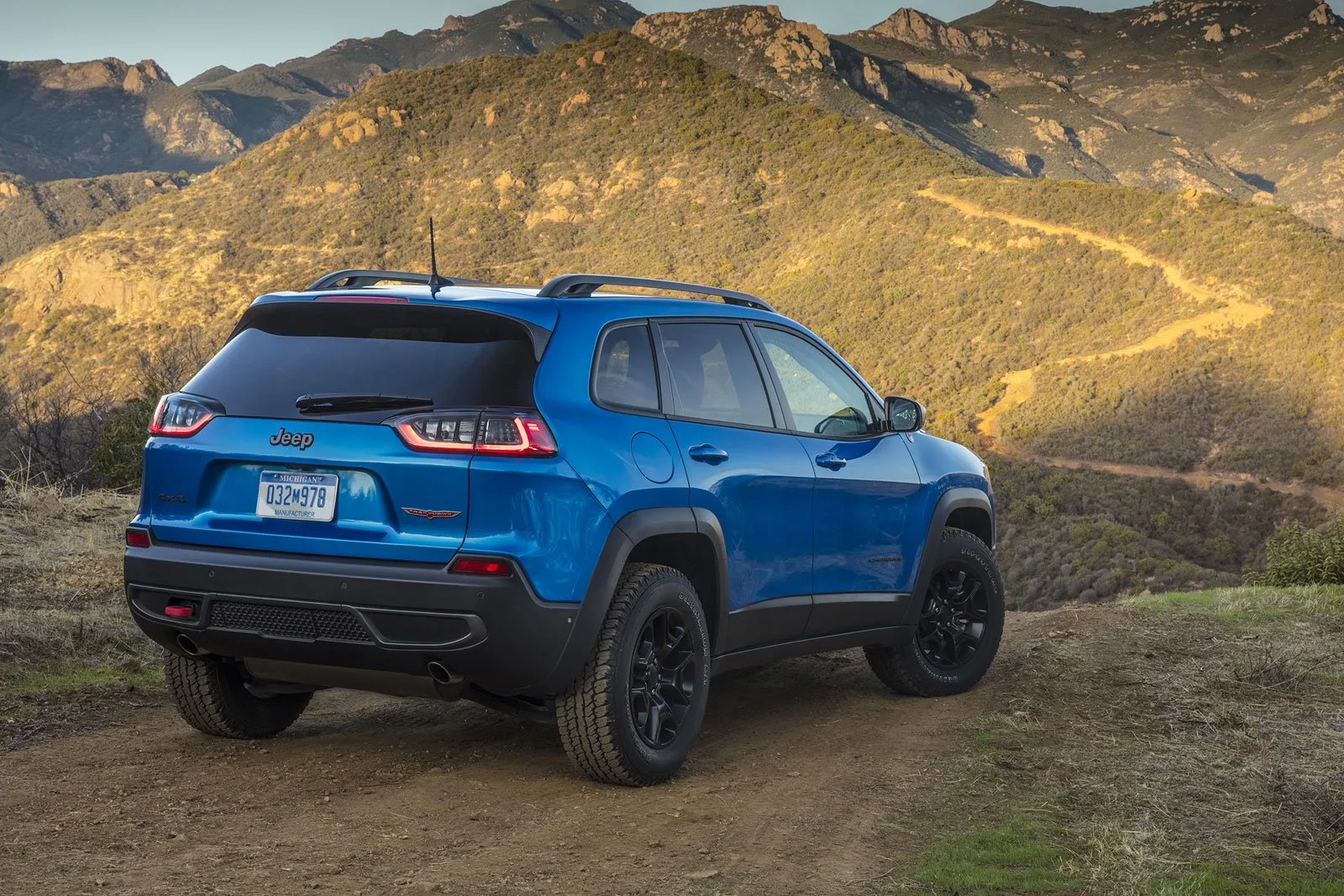 stellantis lancera un tout nouveau jeep cherokee l’an prochain