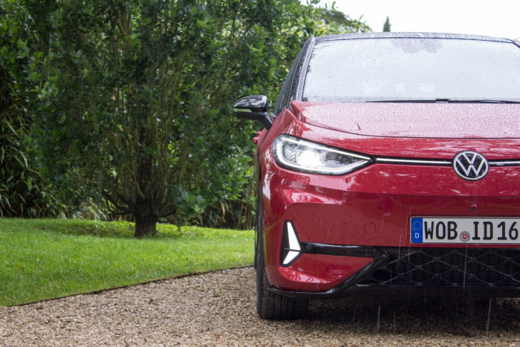 on est montés à bord de la volkswagen id.3 gtx : la voiture électrique la moins chère avec plus de 600 km d’autonomie