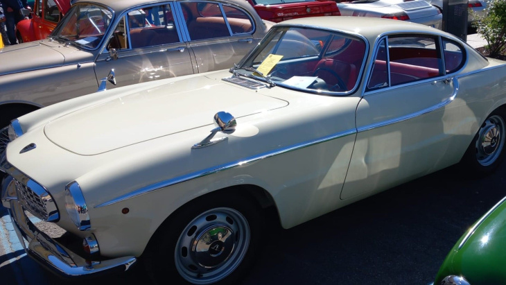 Un coupé charmant venu du froid : les photos de la Volvo 1800 S