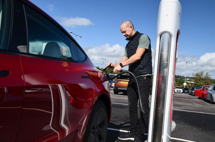 tesla model 3 : cinq raisons de l'adorer... et cinq raisons de la détester