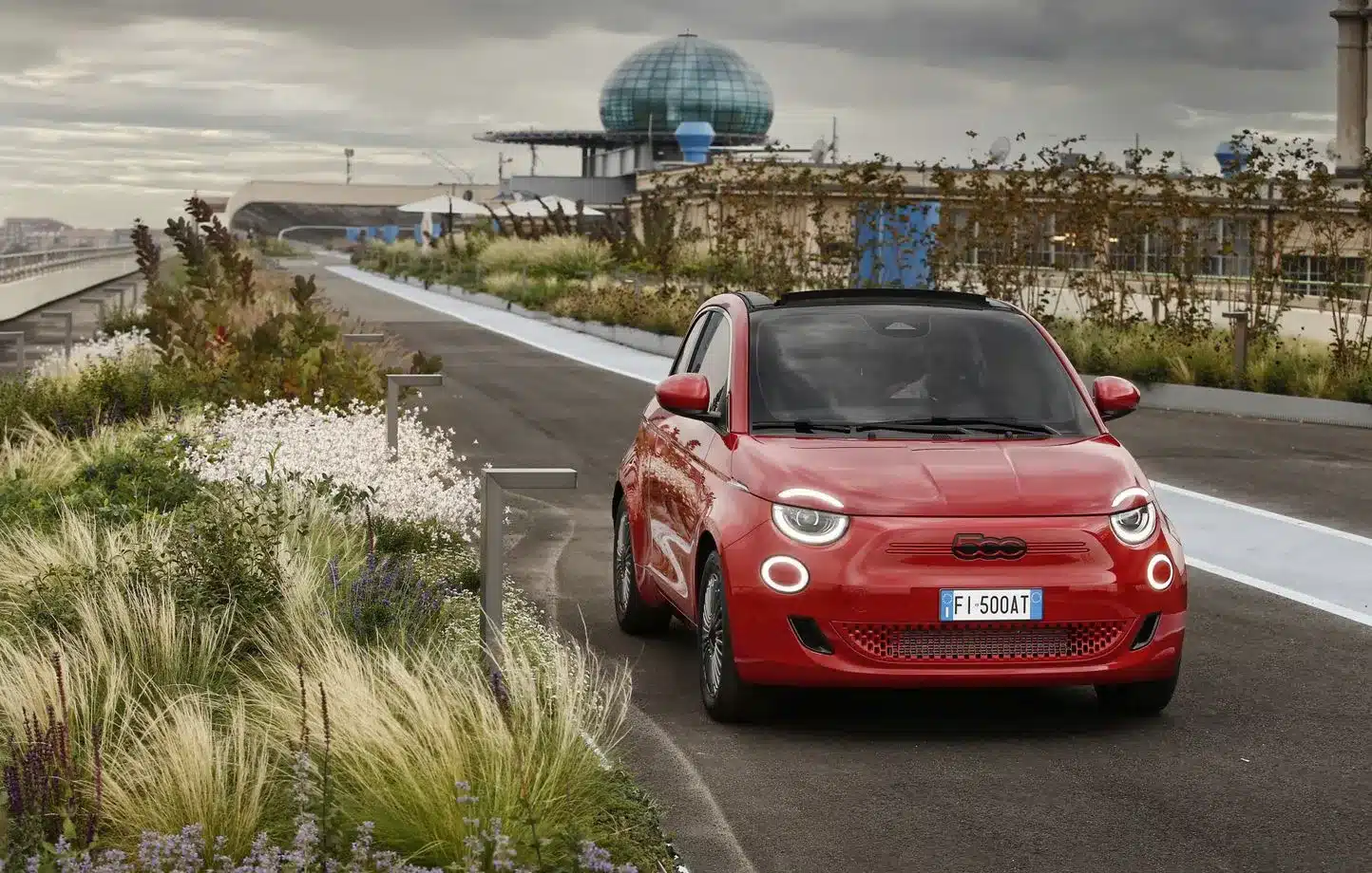 baisse des ventes de la 500 électrique : fiat prend une décision radicale