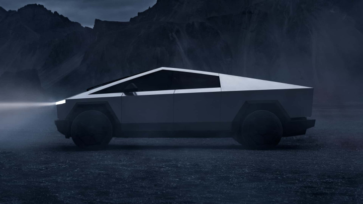 le cybertruck de tesla affiche des temps rapides à l'autocross de porsche