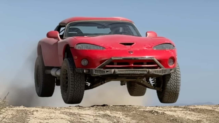 cette dodge viper modifiée est le tout-terrain le plus cool de la planète