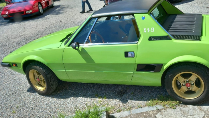 x1/9, les photos d'une voiture créée par marcello gandini, un magicien du design