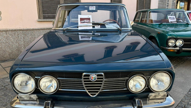 confort et puissance : les photos d'une splendide alfa romeo 1750