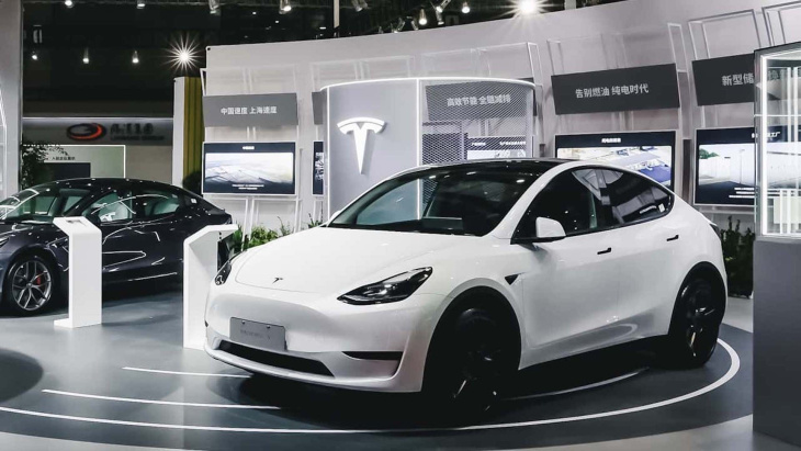 en allemagne, tesla doit brader le model y pour relancer les ventes