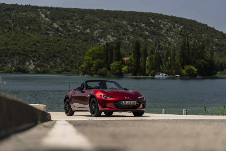 essai mazda mx-5 2024 : adieu le 2 litres !