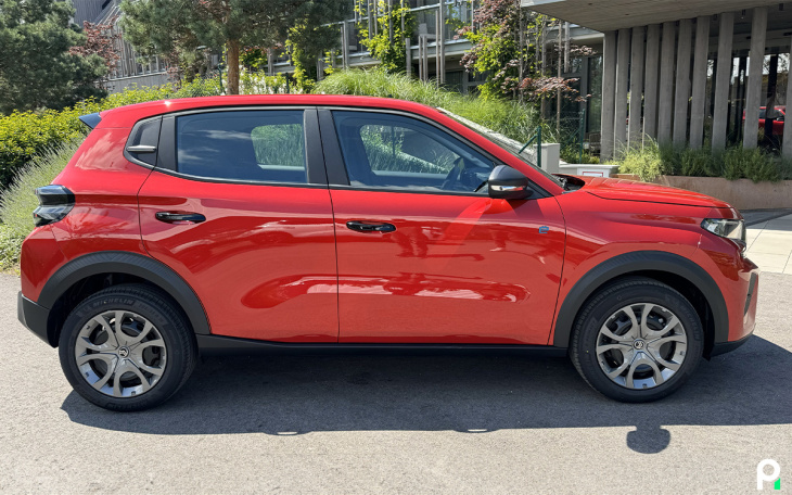 android, c’est la voiture électrique la moins chère du marché et elle est française ! on a testé la nouvelle citroën ë-c3