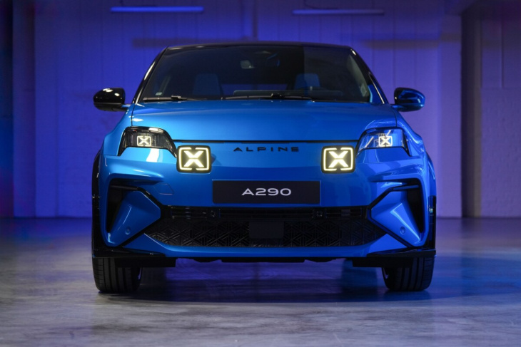 android, on est montés à bord de l’alpine a290 : la r5 électrique en version hautes-performances avec ses technologies inédites