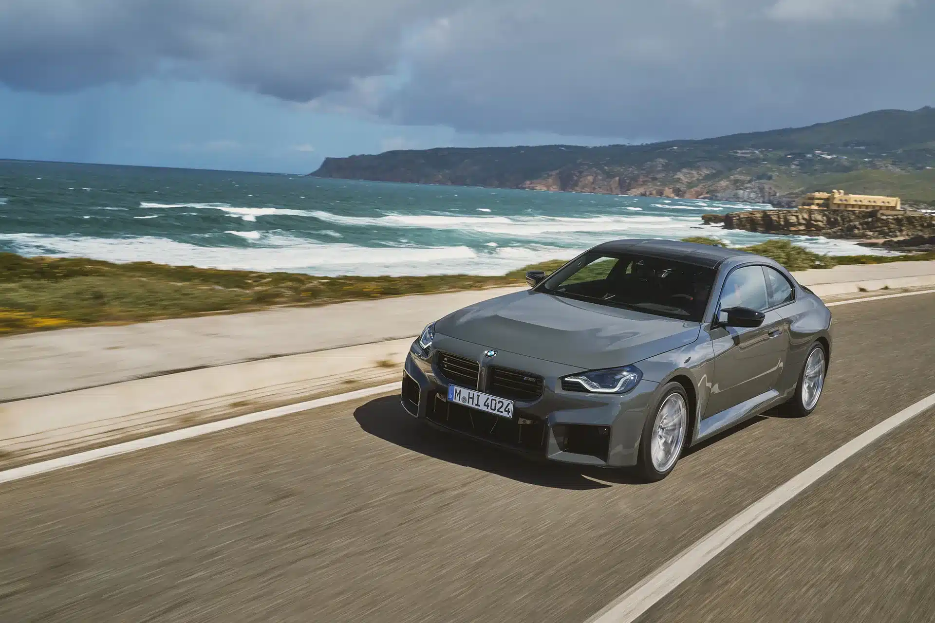 surprise ! la jeune bmw m2 (2024) prend une petite dose de vitamine