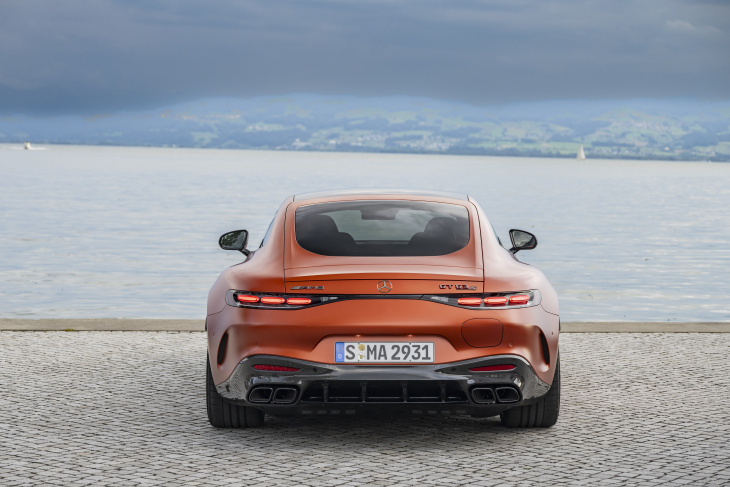 gt 2, mercedes-amg, android, la nouvelle mercedes-amg gt est une voiture de rêve qui change de genre