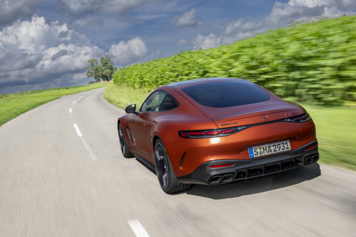 gt 2, mercedes-amg, android, la nouvelle mercedes-amg gt est une voiture de rêve qui change de genre