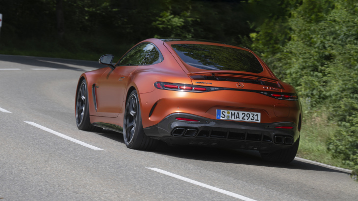 gt 2, mercedes-amg, android, la nouvelle mercedes-amg gt est une voiture de rêve qui change de genre