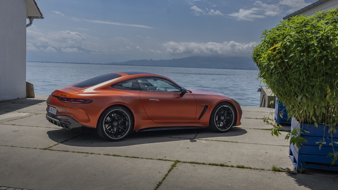 La nouvelle Mercedes-AMG GT est une voiture de rêve qui change de genre