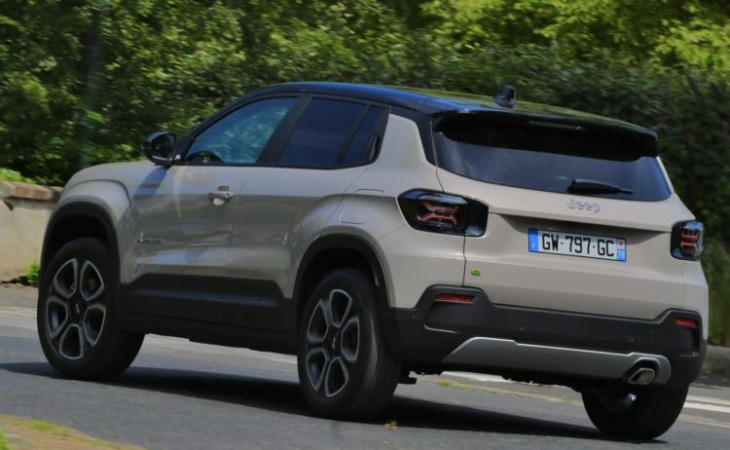 android, essai auto. le jeep avenger devient hybride !