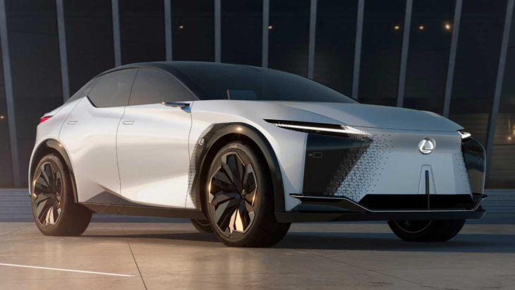 toyota construit une usine de batteries pour lexus