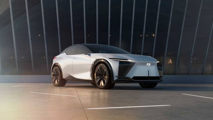 toyota construit une usine de batteries pour lexus