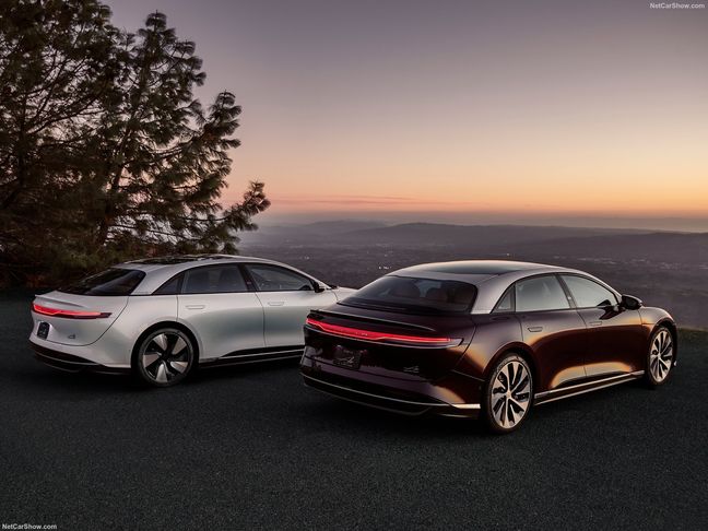 lucid air pure, une grosse cylindrée qui ne consomme que 1,4 l/100 km