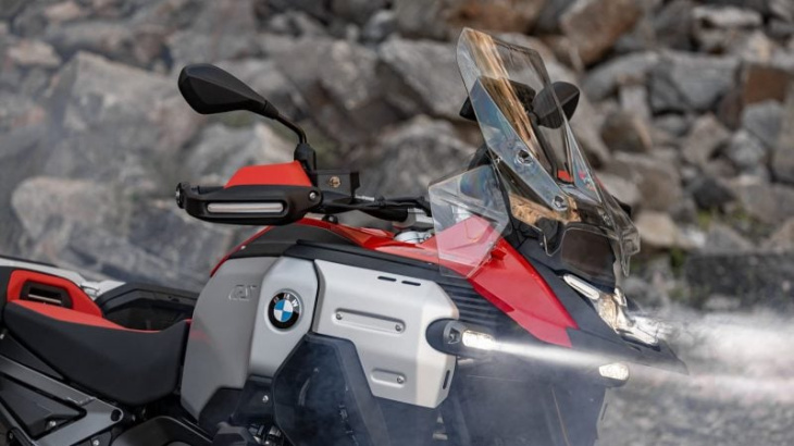 bmw gs adventure 2024 : toutes les infos, toutes les photos