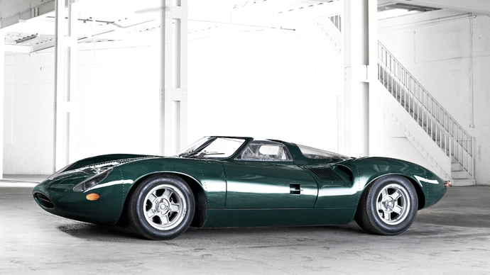 L’histoire étrange de la supercar secrète de Jaguar, la XJ13