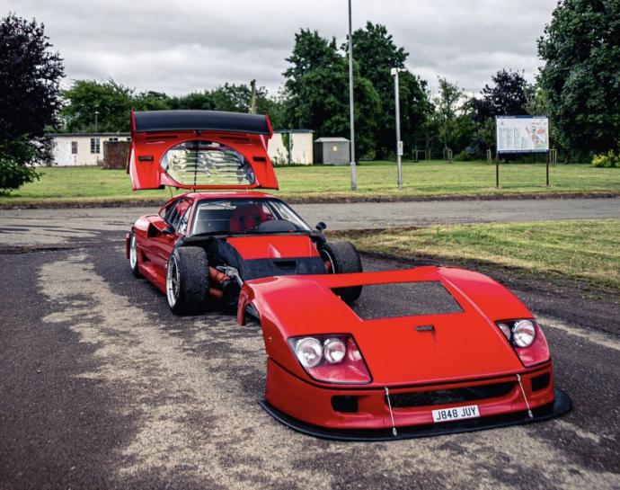 véhicule de collection, supercars, ferrari, simpson-ferrari v12 gtr : la seule et unique ferrari f40 dotée d’un v12 !