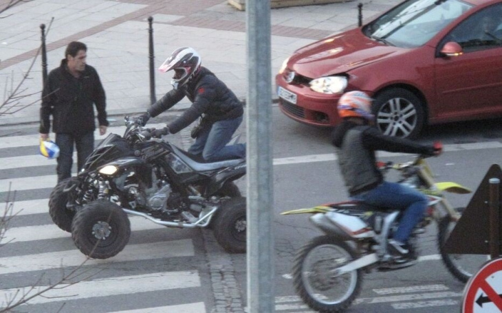 sécurité routière, écran, déchets, acrobaties : les nouvelles interdictions routières