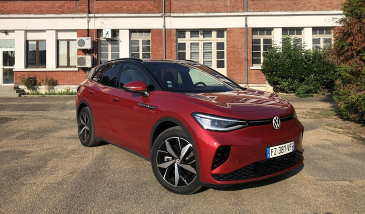 voitures électriques, le salon de l'automobile électrique, testez gratuitement une quinzaine d'électriques