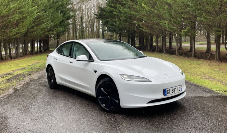 voitures électriques, le salon de l'automobile électrique, testez gratuitement une quinzaine d'électriques