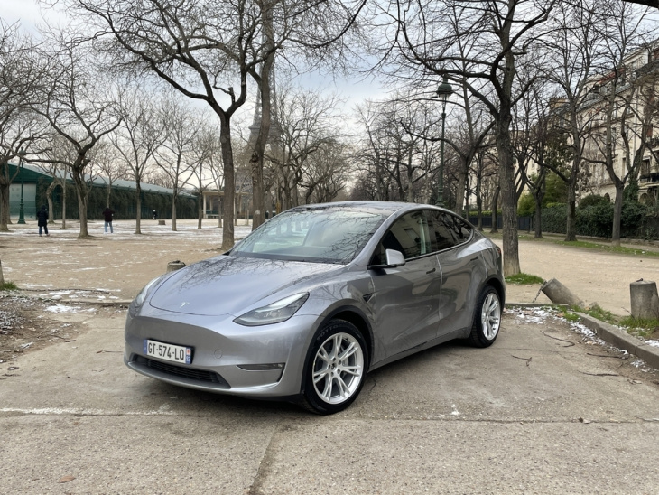 voitures électriques, le salon de l'automobile électrique, testez gratuitement une quinzaine d'électriques