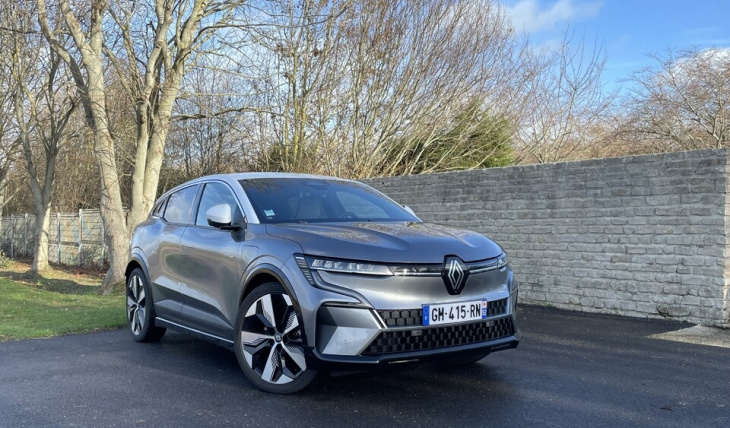 voitures électriques, le salon de l'automobile électrique, testez gratuitement une quinzaine d'électriques