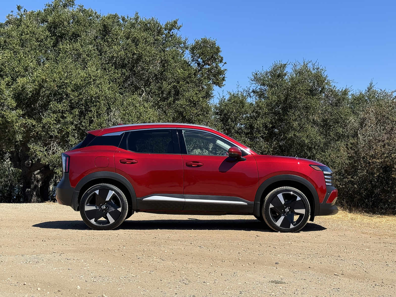 android, 2025 nissan kicks vs rogue : l’affrontement des multisegments compacts de nissan