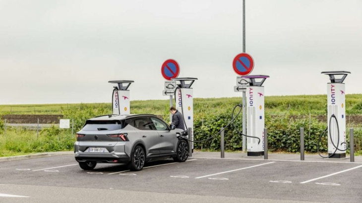 combien de voitures électriques sur les routes ? plus que vous ne l’imaginez !