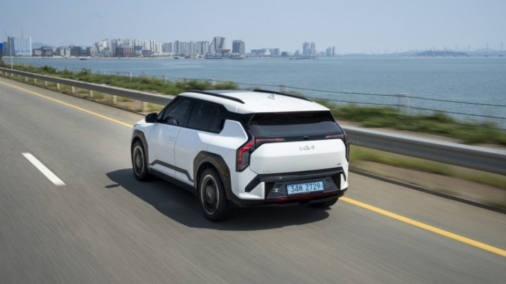 essai du nouveau kia ev3 : que vaut ce rival des renault scénic électrique et peugeot e-2008 ?