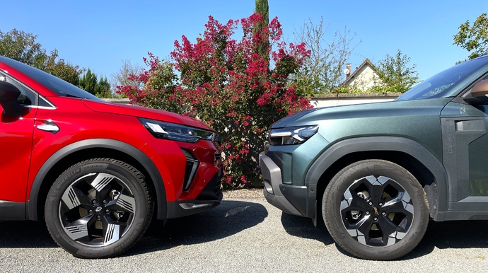 Comparatif : qu'apporte le nouveau Renault Symbioz par rapport au Dacia Duster ?