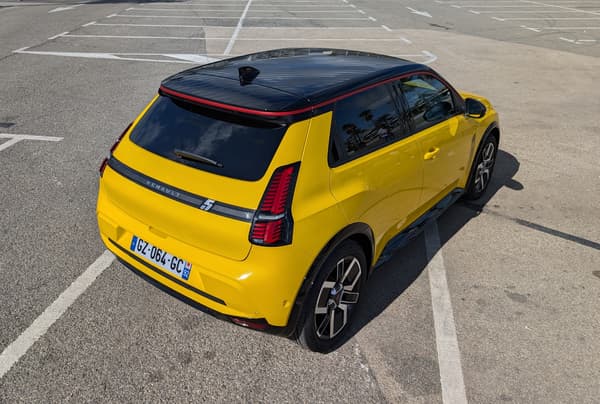 essai. nouvelle renault 5 électrique: que vaut la voiture la plus attendue de 2024?