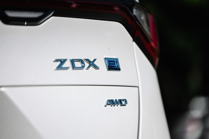 android, essai routier acura zdx 2024 : le vus électrique d’acura a un nom familier et une âme empruntée