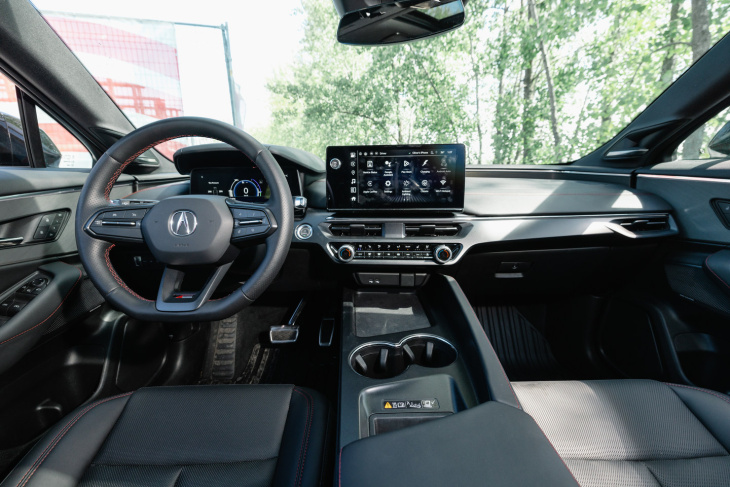 android, essai routier acura zdx 2024 : le vus électrique d’acura a un nom familier et une âme empruntée