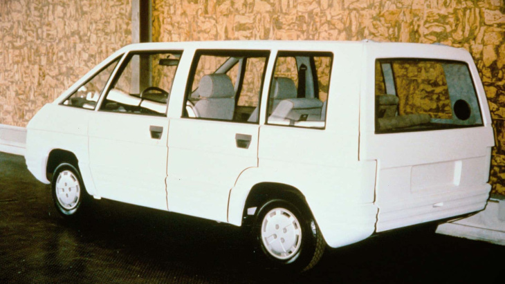 Renault Espace I (1984-1990) : le pionnier européen des fourgonnettes