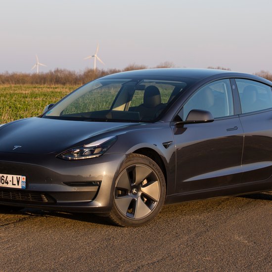 la nouvelle tesla model 3 vient d'arriver en france, avec une excellente nouvelle à la clé