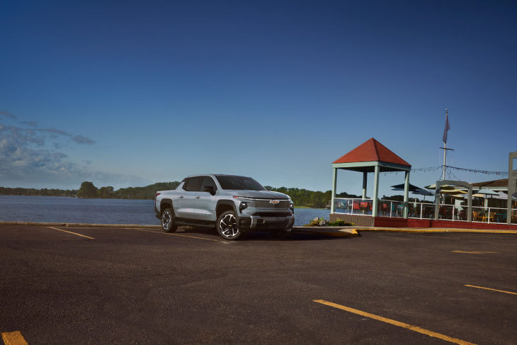 chevrolet silverado ev 2025: l’autonomie est prolongée à 792 kilomètres