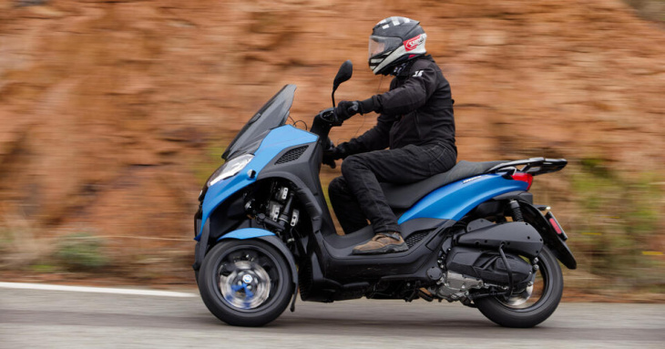 Le Piaggio MP3 310 Hpe Sport, plus petit des MP3 est-il suffisant ou pas ?