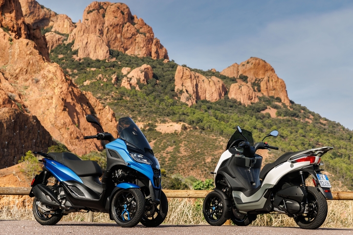 Le Piaggio MP3 310 Hpe Sport, plus petit des MP3 est-il suffisant ou pas ?