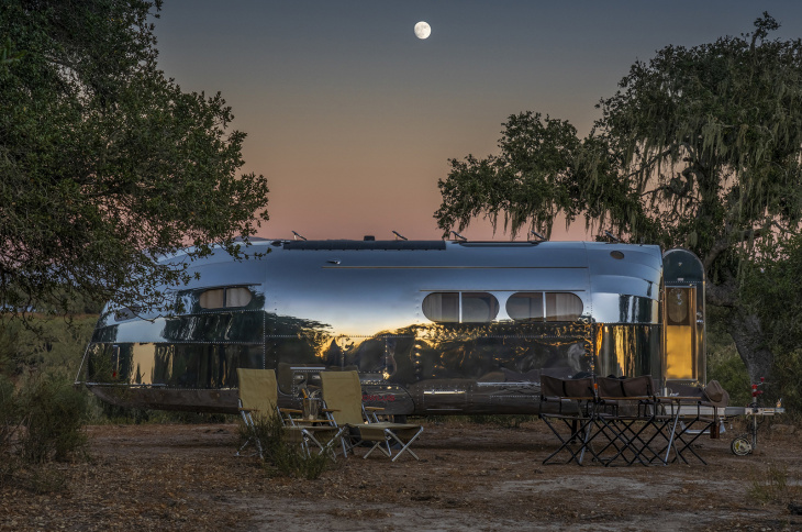 les camping-cars et caravanes électriques les plus cool pour vivre hors réseau