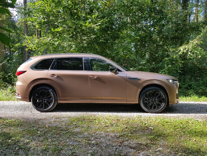 Le Mazda CX-80 est-il vraiment plus qu’un CX-60 allongé ?