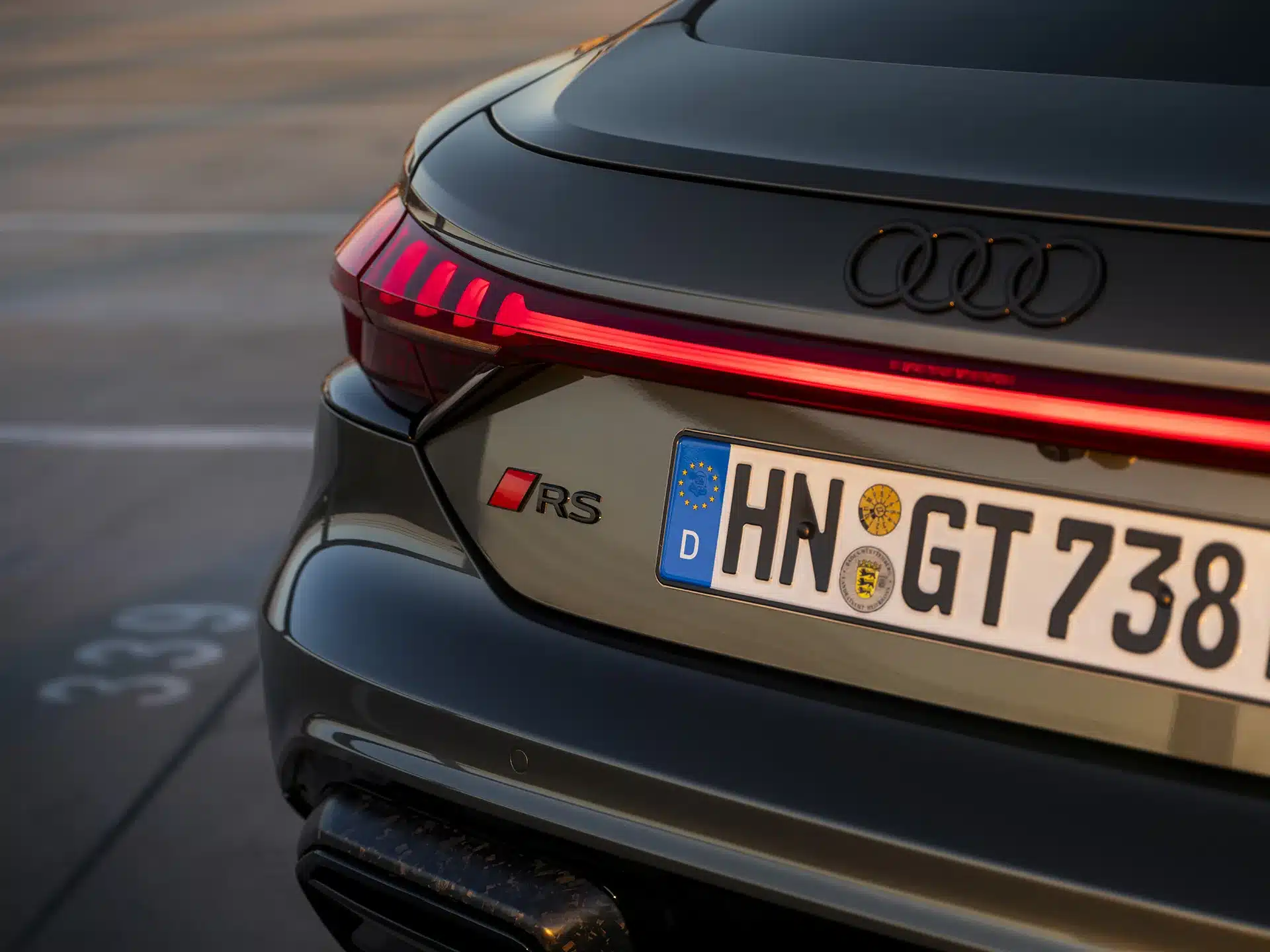 essai nouvelle audi rs e-tron gt performance : atomic flying carpet