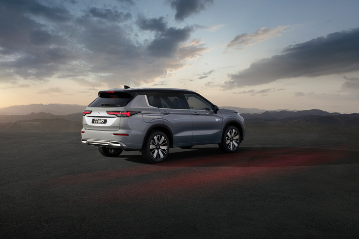 le mitsubishi outlander phev renouvelé en 2025, mais l’amérique du nord doit attendre