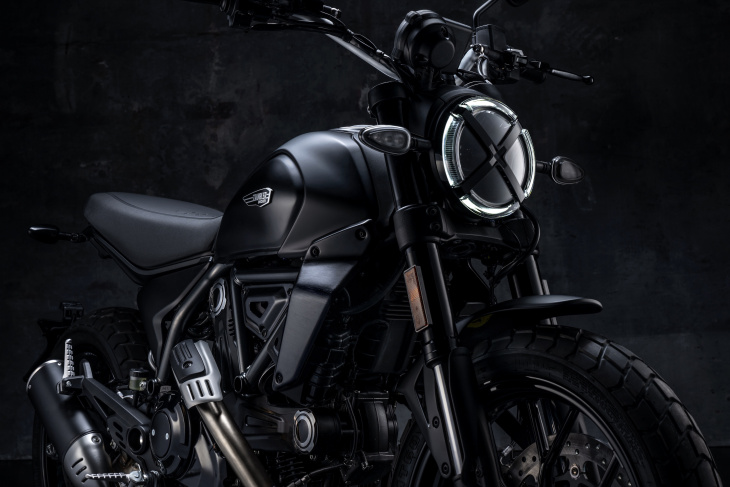 scrambler, ducati, ducati scrambler icon dark et full throttle 2025 : le pays de la joie s'assombrit