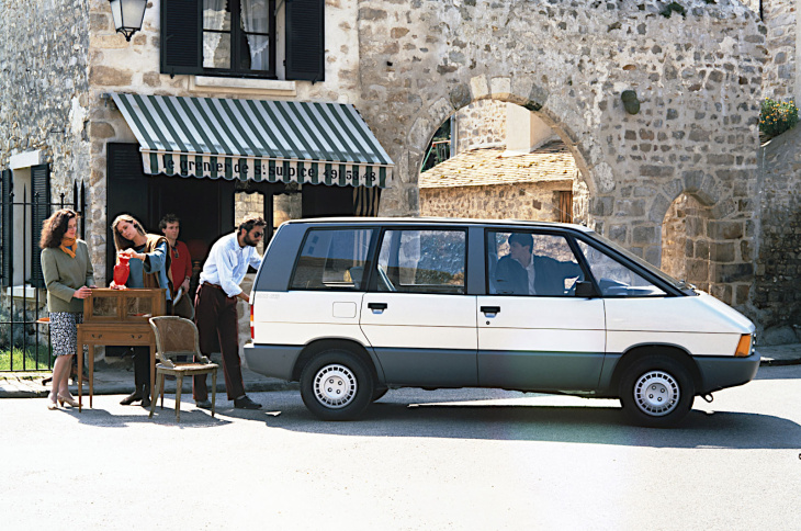 plus de 125 ans de renault : les meilleures voitures