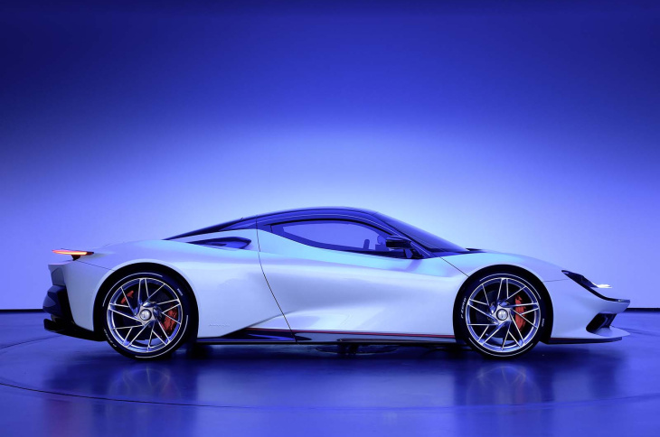 pininfarina battista : cinq raisons de l'aimer... et cinq raisons de la détester